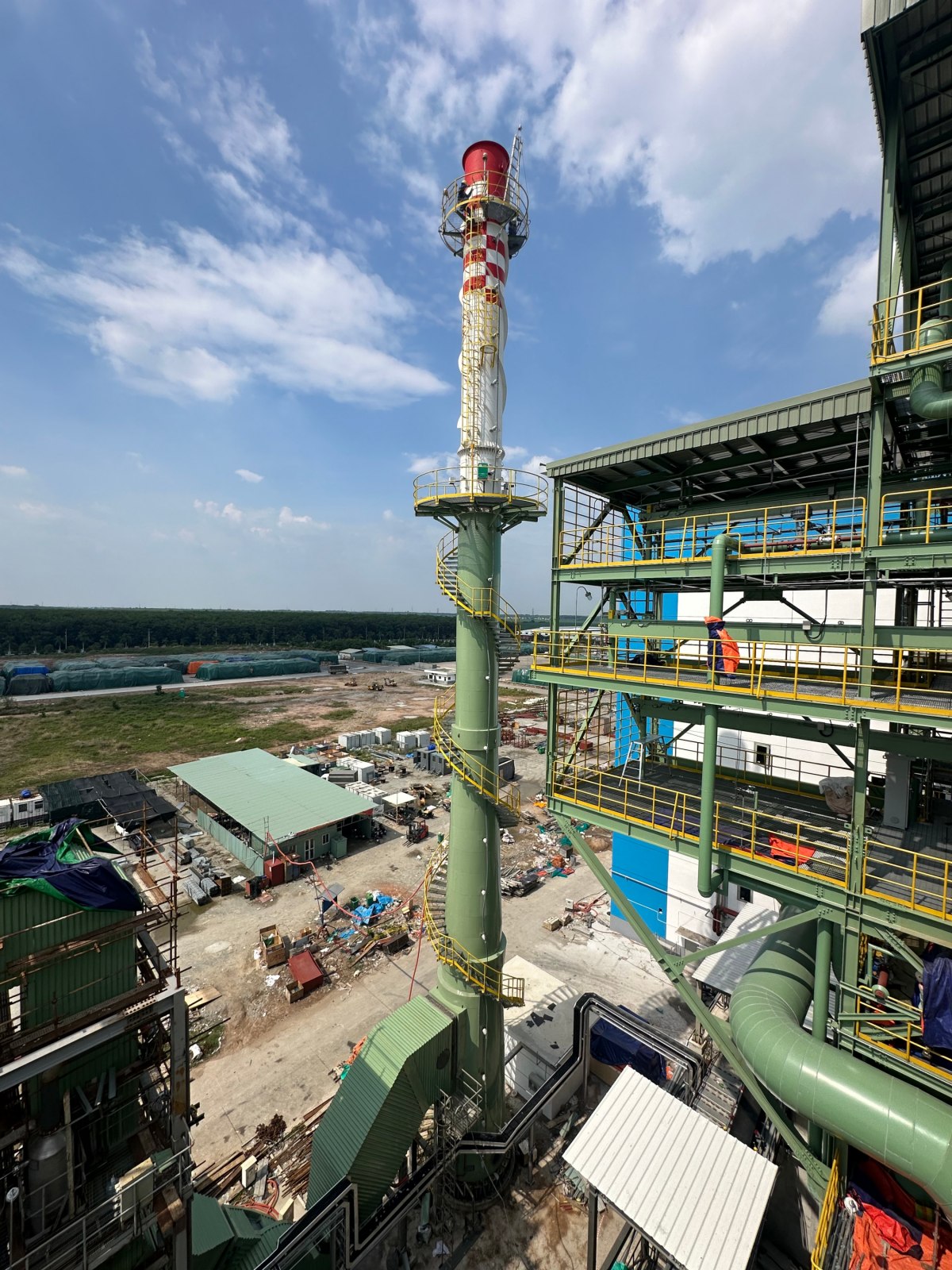 45m-industrial-steel-chimney-project-for-a-paper-mill-in-vietnam-4.jpg 45m-industrial-steel-chimney-project-for-a-paper-mill-in-vietnam-4.jpg